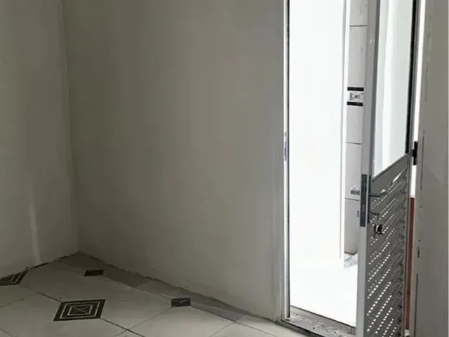 Imagem: Casa no Adrianópolis Atrás Db da Paraíba