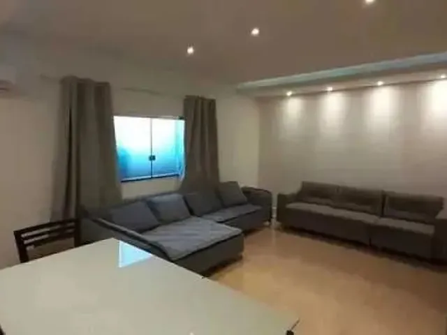 Imagem: Venda de Casa com 02 Pisos - Sendo 1 Área