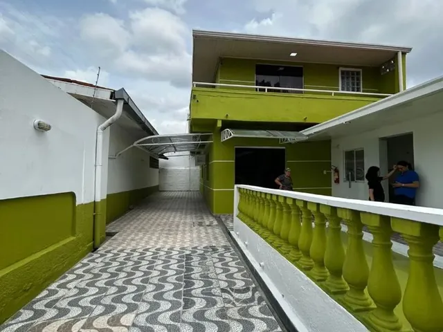 Imagem: / Casa com 3 Suítes no Cj Tiradentes