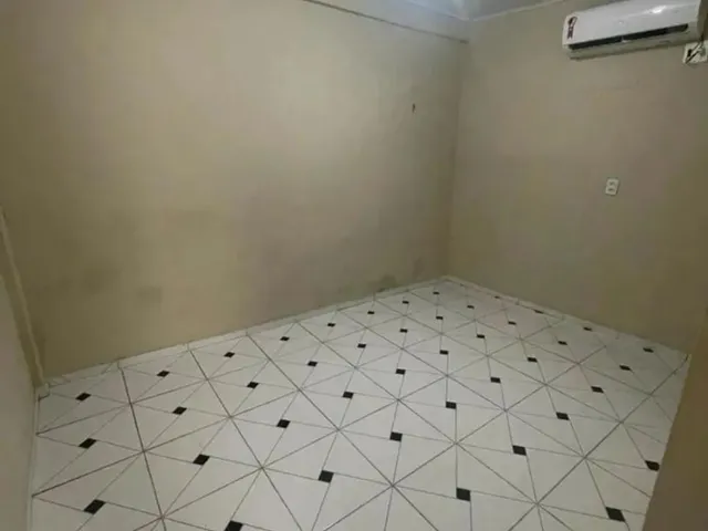 Imagem 7: / Vila com 1 Casa e 4 Apartamentos no Alvorada