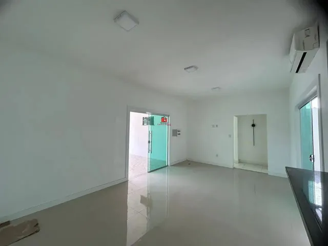 Imagem 5: Casa com 3 Suítes no Passaredo/ Climatizada/ 4 Vagas de Garagem Sendo 2 Cob
