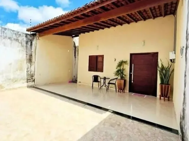 Imagem 2: Casa a Venda no Petrópolis,Próximo Ao Comando Geral. - Integração Imediata