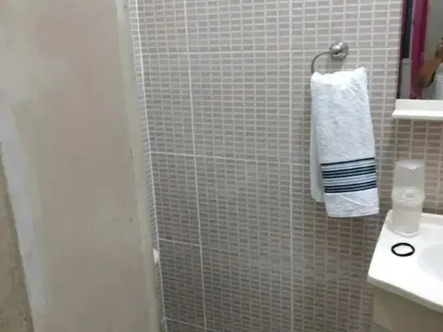 Imagem 8: Vendo Apartamento com 02 Qtos Documentado no Cond. Ouro Negro, Coroado