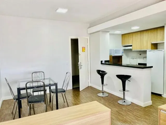 Imagem: 100 Mobiliado Flat Adrianopolis 48M² e