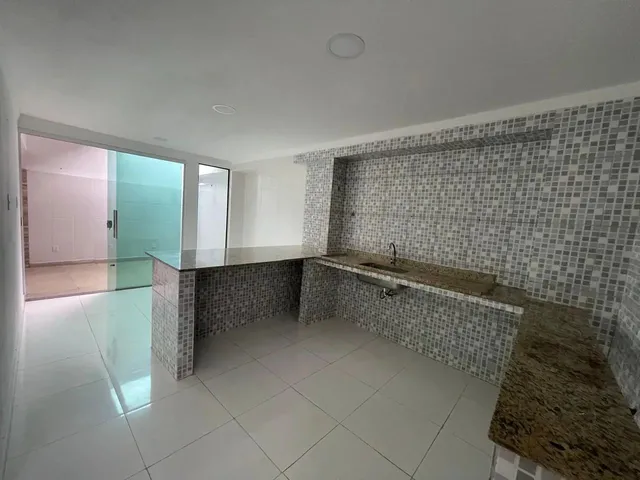 Imagem 16: Térrea para Venda com 176 Metros Quadrados com 3 Quartos em Colônia Terra Nova - Manaus
