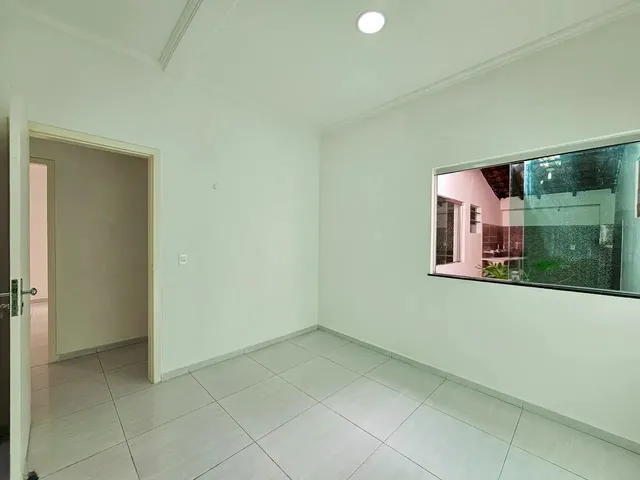 Imagem 13: Térrea para Venda com 176 Metros Quadrados com 3 Quartos em Colônia Terra Nova - Manaus