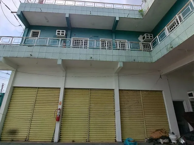 Imagem 6: Predio com 5 Aptos Mais Área Comercial em Baixo