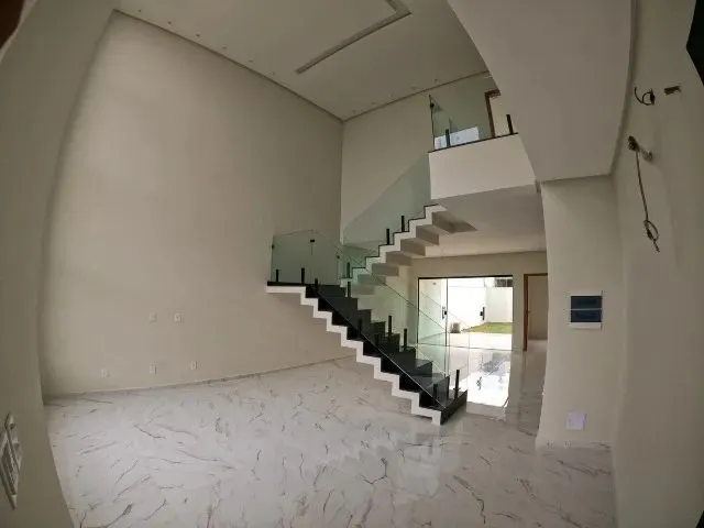 Imagem: Casa de Condomínio com 4 Suítes Sendo