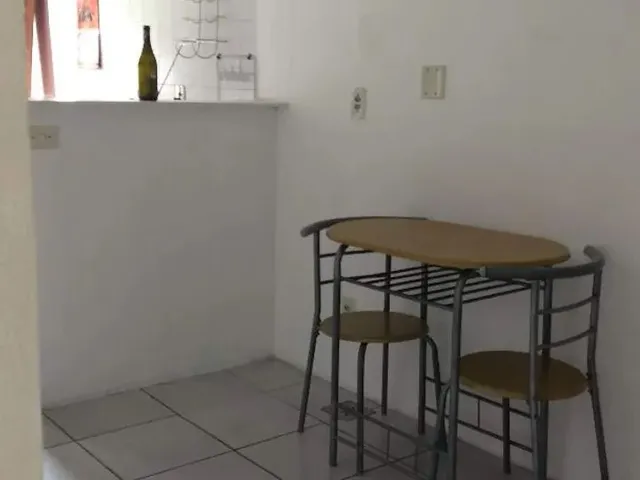 Imagem 5: Apartamento com Varanda, 2 Quartos, Dependência Completa, 1 Vaga Coberta na Escritura