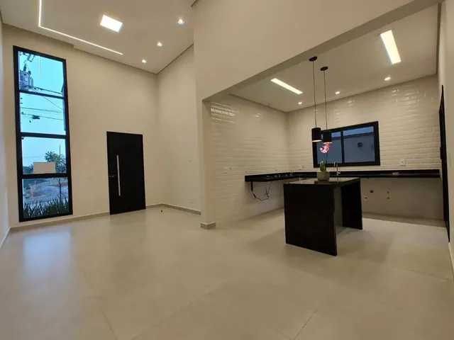 Imagem 2: Vendo Linda Casa em Condomínio / Excelente Localização