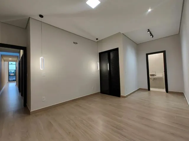 Imagem 4: Vendo Linda Casa em Condomínio / Excelente Localização