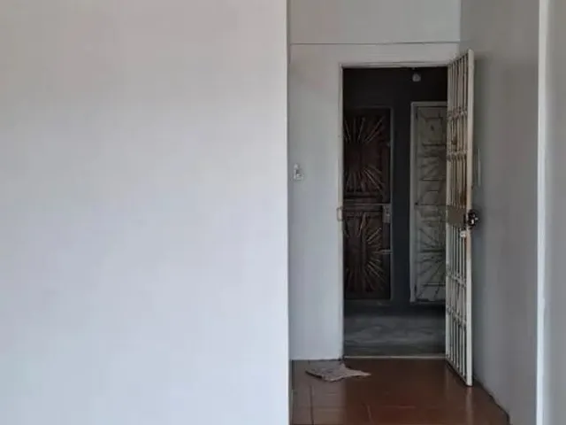 Imagem 4: Excelente Apartamento 02 Quartos Sendo Uma Suíte na Av. Coronel Teixeira-Compensa