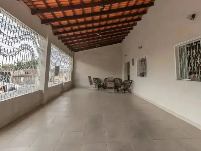 Imagem 2: Casa no Jardim Versalles 5 Quartos/ 2 Suítes/ 4 Vagas/ Semi Mobiliada/ Climatizada