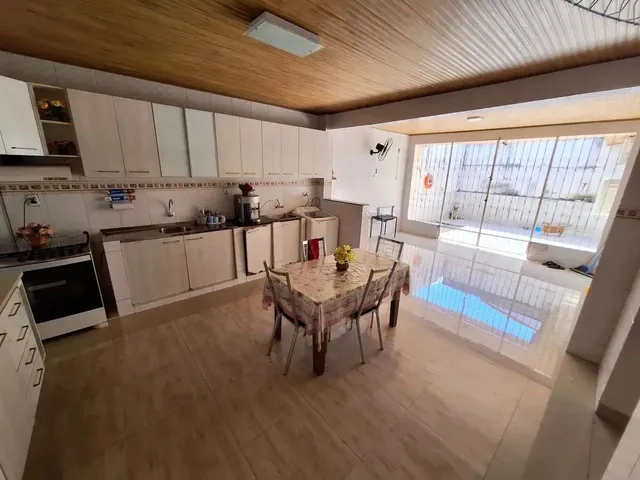 Imagem 4: Casa no Jardim Versalles 5 Quartos/ 2 Suítes/ 4 Vagas/ Semi Mobiliada/ Climatizada