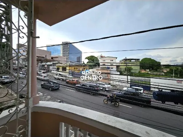 Imagem 8: Venda_Casarão com Vila no Centro