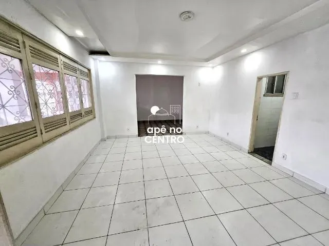 Imagem 9: Venda_Casarão com Vila no Centro