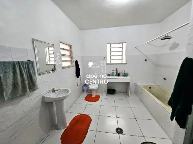 Imagem 7: Venda_Casarão com Vila no Centro