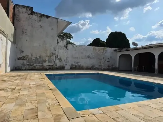 Imagem: Casa a Venda em Via Pública no Conjunto