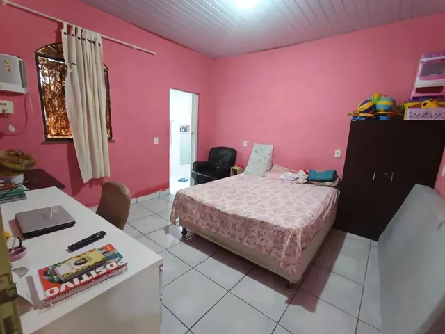 Imagem: /Casa com Quintal e Garagem no Jorge Teixeira
