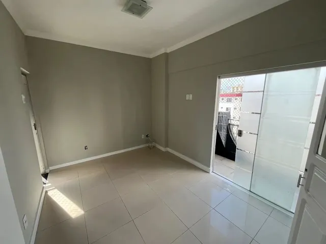 Imagem 8: Vendo Amplo Apartamento Cidade Velha