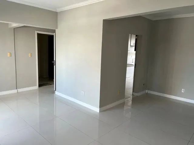 Imagem 2: Vendo Amplo Apartamento Cidade Velha
