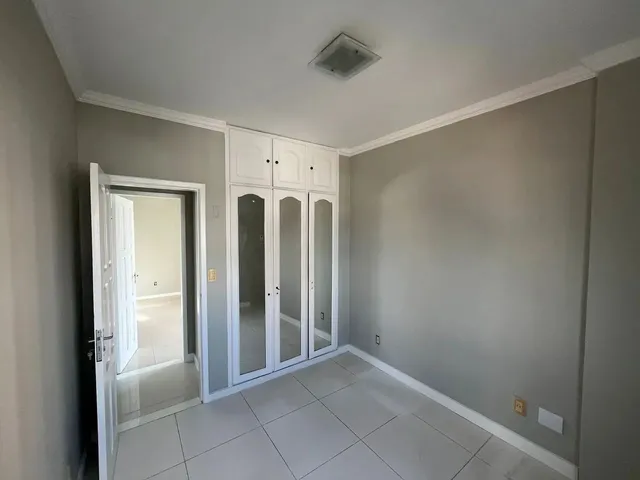 Imagem 10: Vendo Amplo Apartamento Cidade Velha