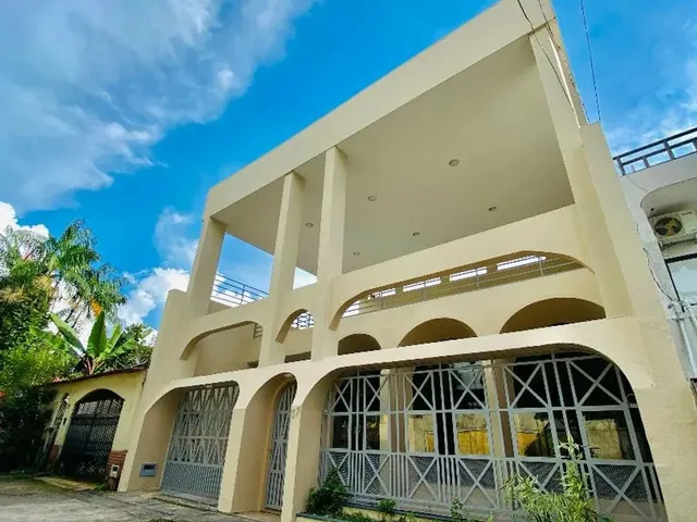 Imagem: Casa À Venda em Alameda Fechada,Almirante