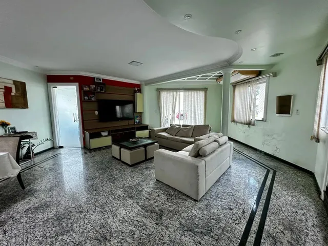 Imagem: Vendo Casa com 3 Suítes (1 Suíte Master)