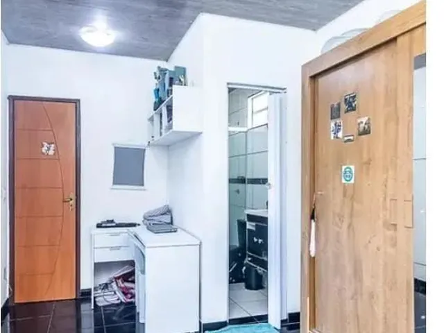 Imagem 2: Casa de 02 Pavimentos 3 Quartos (2 Suítes) Banheiro Social Garagem e Área de Lazer