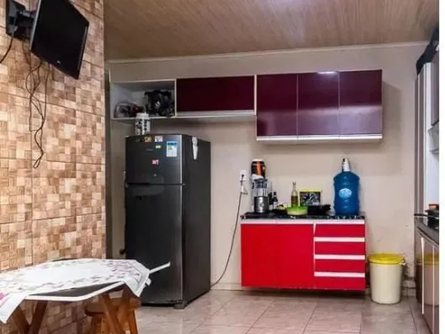 Imagem 9: Casa de 02 Pavimentos 3 Quartos (2 Suítes) Banheiro Social Garagem e Área de Lazer