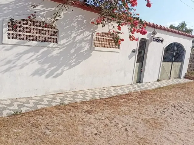 Imagem: A casa possui 3 Dormitórios, 3 Suítes, 4 Banheiros, 3