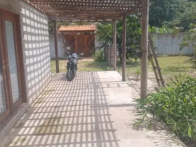 Imagem: Casa, com Pomar 1500M² de Área, Toda Murada