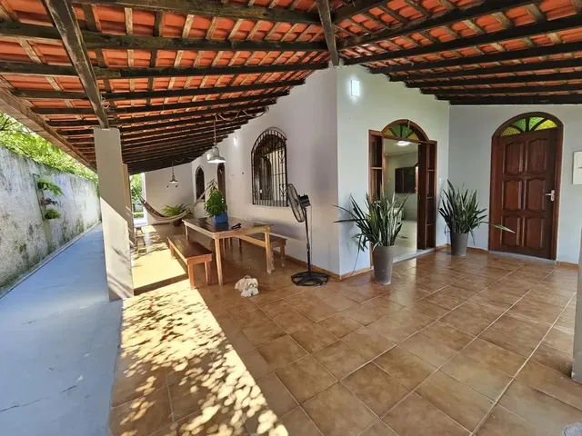 Imagem: Vendo Casa Térrea com 3 Quartos (2 Suítes)