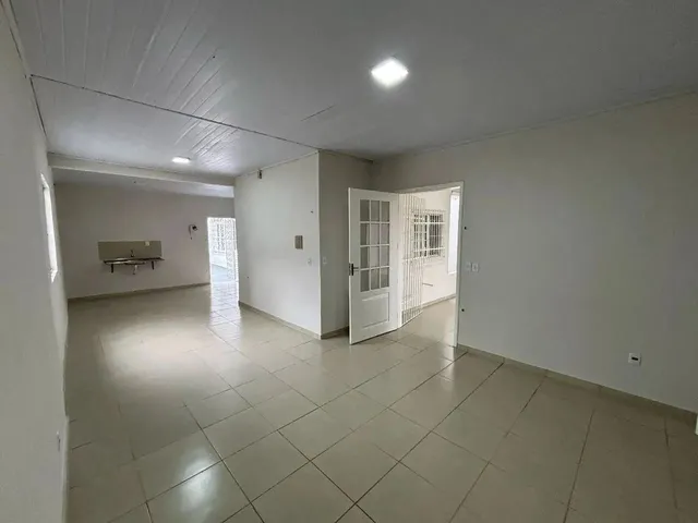 Imagem 9: Amp;Amp;Térrea para Venda com 260 Metros Quadrados com 4 Quartos em Coqueiro