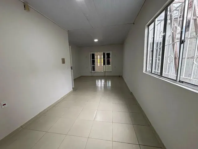 Imagem 13: Amp;Amp;Térrea para Venda com 260 Metros Quadrados com 4 Quartos em Coqueiro