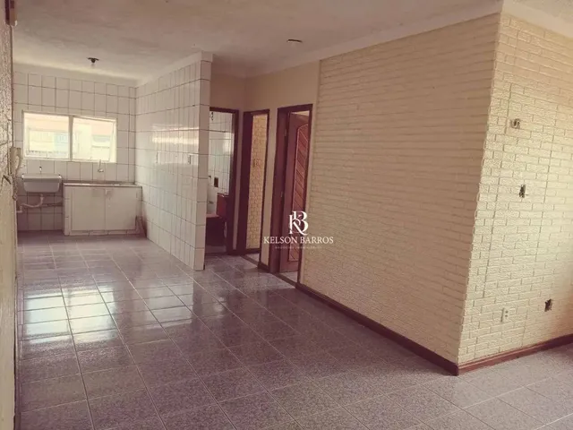 Imagem 3: Apartamento com 2 Dormitórios À Venda, 65 M² por R$ 190.000,00 - Atalaia