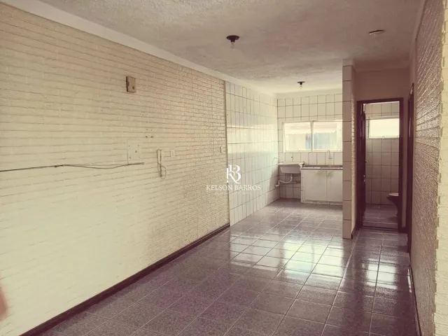 Imagem 2: Apartamento com 2 Dormitórios À Venda, 65 M² por R$ 190.000,00 - Atalaia