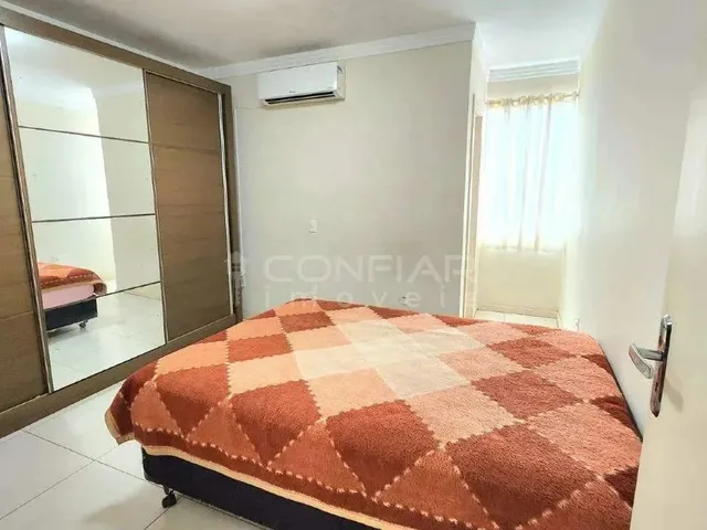 Imagem 12: Apartamento Semi-Mobiliado com 3 Quartos para Locação no Iririu por...