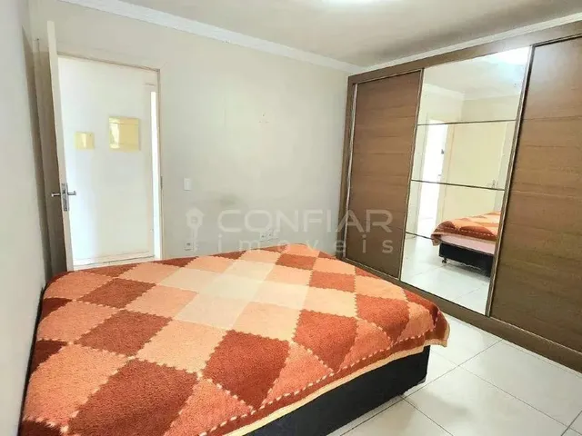 Imagem 10: Apartamento Semi-Mobiliado com 3 Quartos para Locação no Iririu por...