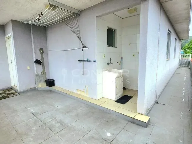 Imagem 5: Apartamento Semi-Mobiliado com 3 Quartos para Locação no Iririu por...