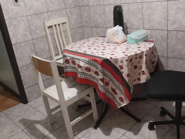 Imagem 5: Quarto Mobilhado para Rapazes