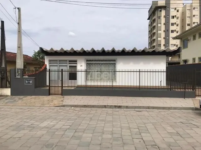 Imagem: Casa no Santo Antônio com 3 Quartos para