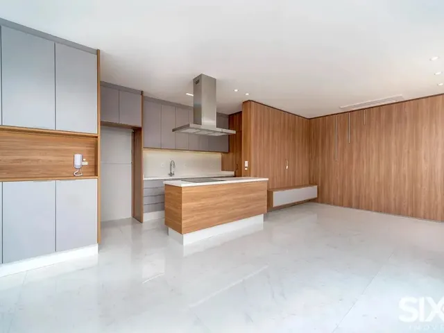 Imagem 14: Cobertura no Edifício Brava Select para Locação Anual com 4 Suítes na Praia Brava Em
