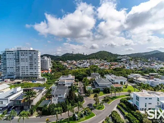 Imagem 2: Cobertura no Edifício Brava Select para Locação Anual com 4 Suítes na Praia Brava Em