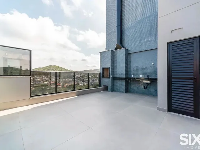 Imagem 9: Cobertura no Edifício Brava Select para Locação Anual com 4 Suítes na Praia Brava Em