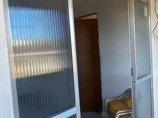 Imagem: A casa possui 3 Dormitórios, 1 Suíte, 2 Banheiros, 70m²