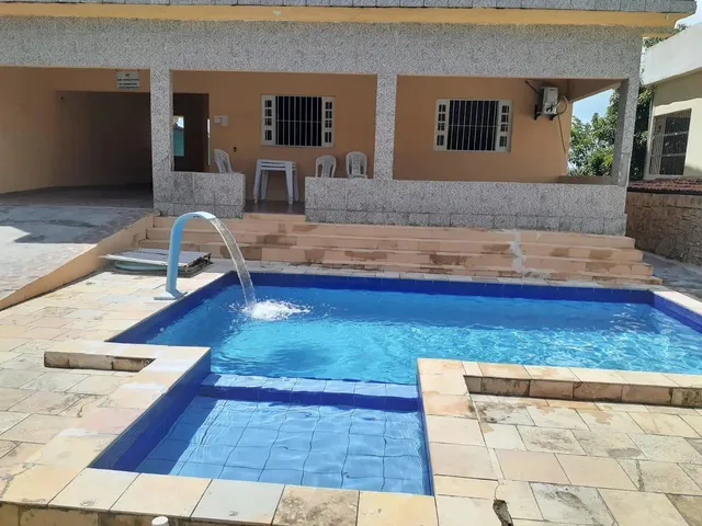 Imagem: Casa com Piscina em Enseadas dos Coraes