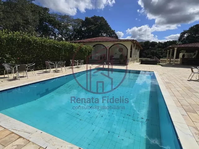 Imagem 7: Casa com 2.500M Total + 4 Quartos