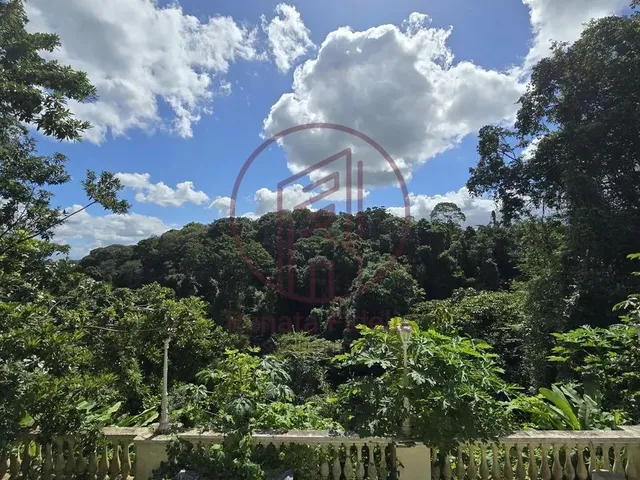 Imagem 9: Casa com 2.500M Total + 4 Quartos