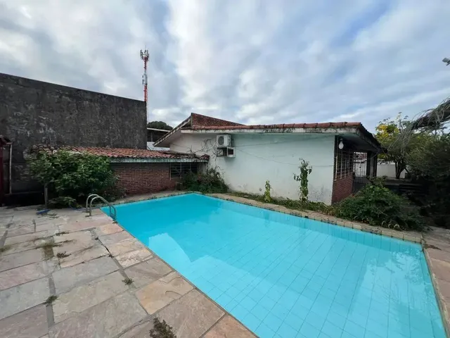 Imagem: Alugo Casa com 750M2 em Piedade!